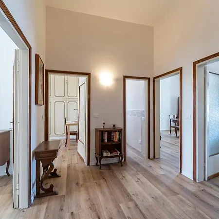 Unyca - Spacious 3-bedroom *