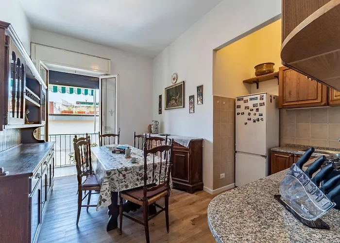 Unyca - Spacious 3-bedroom * Флоренция