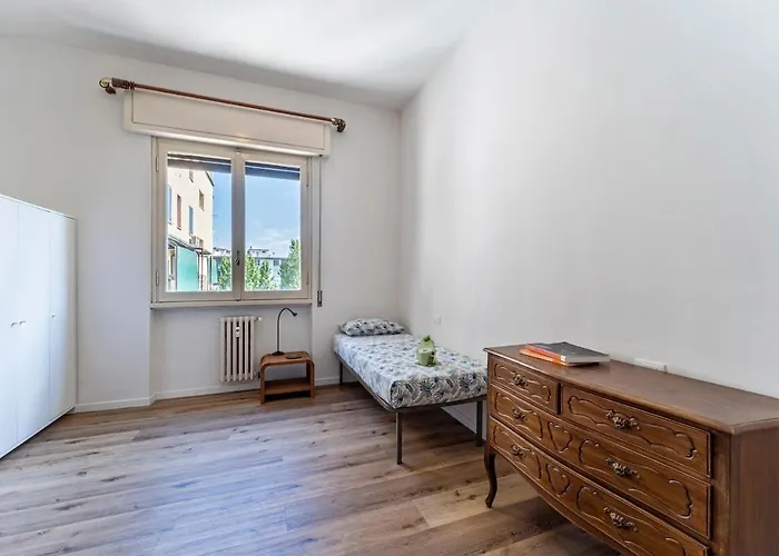 Unyca - Spacious 3-bedroom Апартаменты
