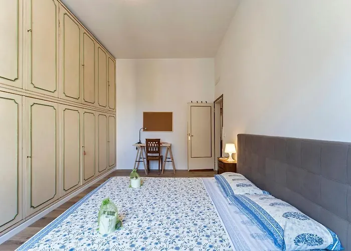 Unyca - Spacious 3-bedroom Апартаменты