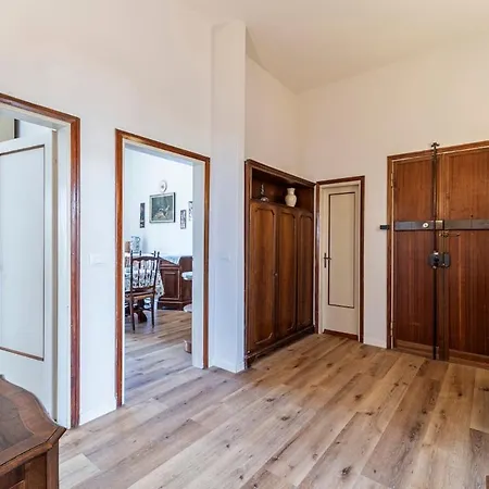 Unyca - Spacious 3-bedroom شقة فلورنس