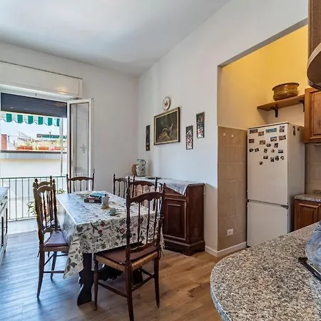 Unyca - Spacious 3-bedroom * فلورنس